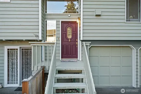 1611 NE Perkins Shoreline WA 98155