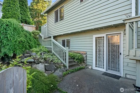 1611 NE Perkins Shoreline WA 98155