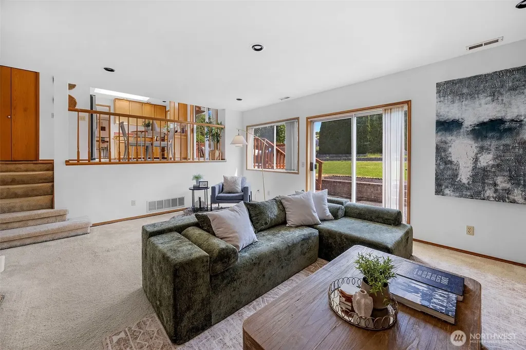 816 Aloha Place Edmonds WA 98020