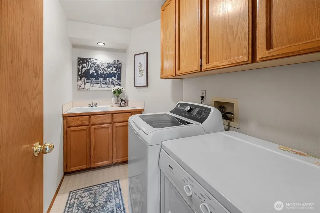 816 Aloha Place Edmonds WA 98020