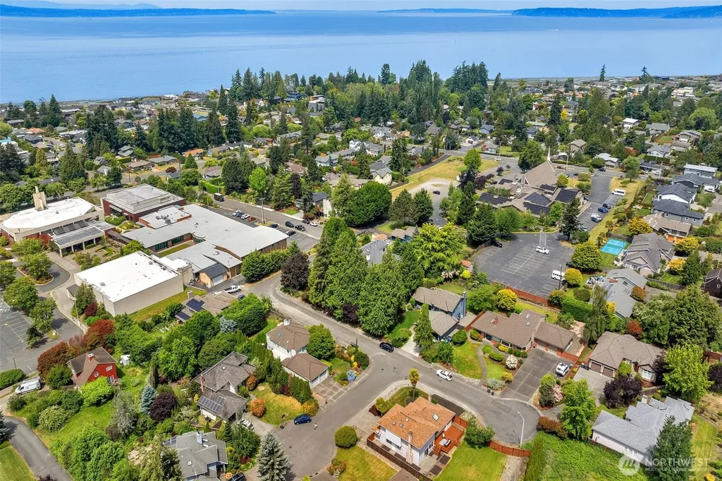 816 Aloha Place Edmonds WA 98020