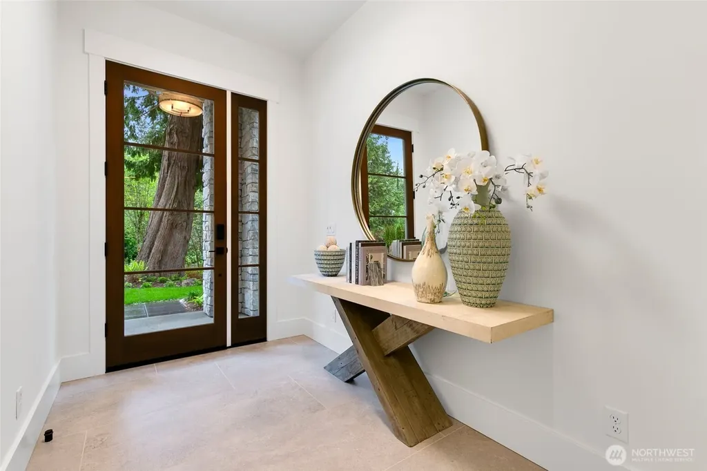 4526 89th Avenue SE Mercer Island WA 98040