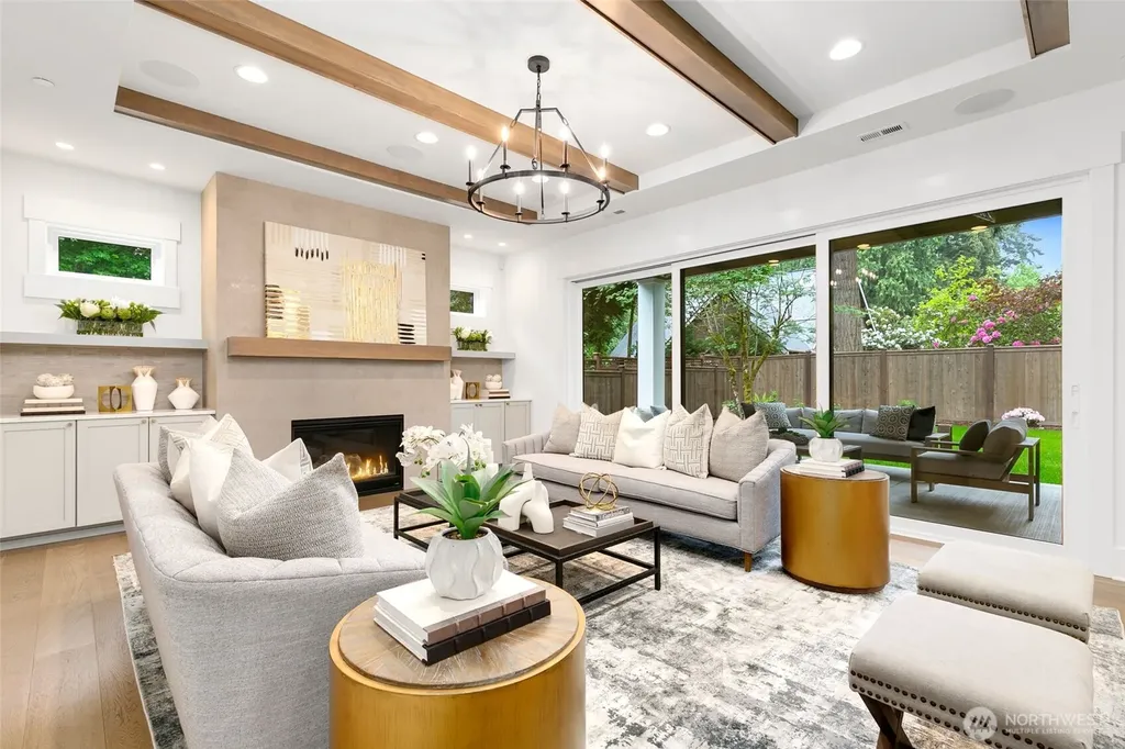 4526 89th Avenue SE Mercer Island WA 98040