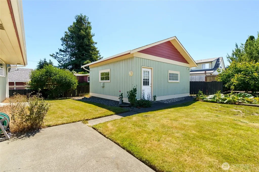 1015 35th Street Anacortes WA 98221