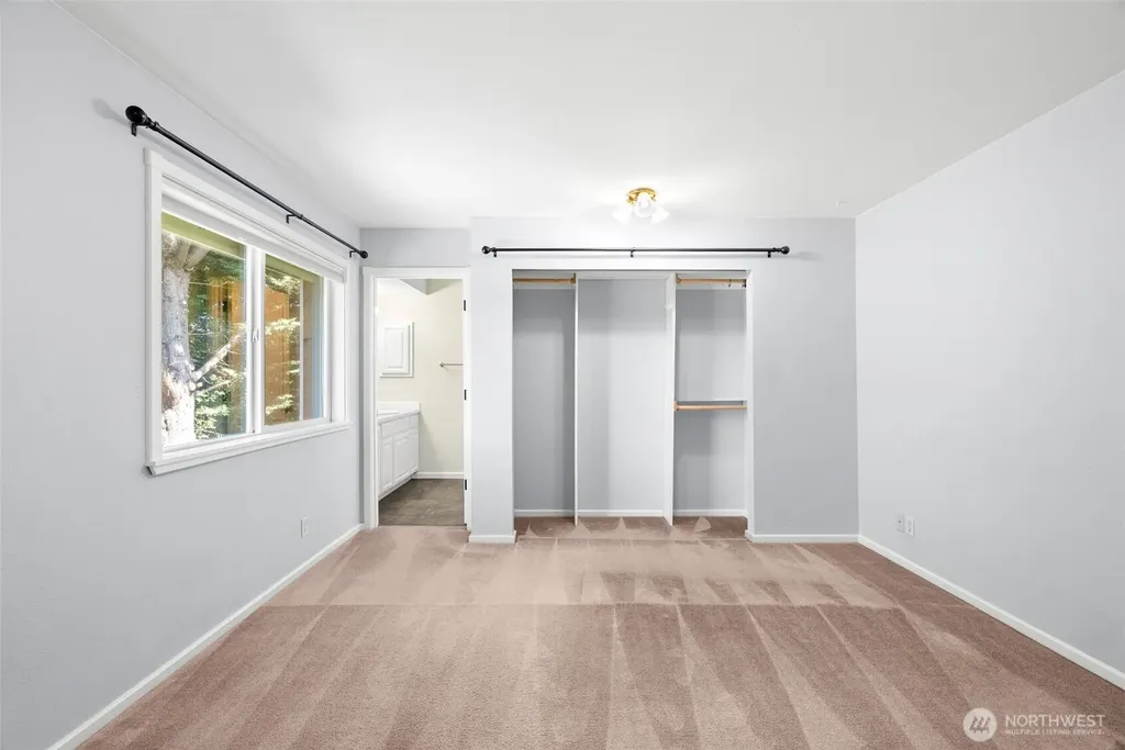 26227 Montera Loop NE Kingston WA 98346