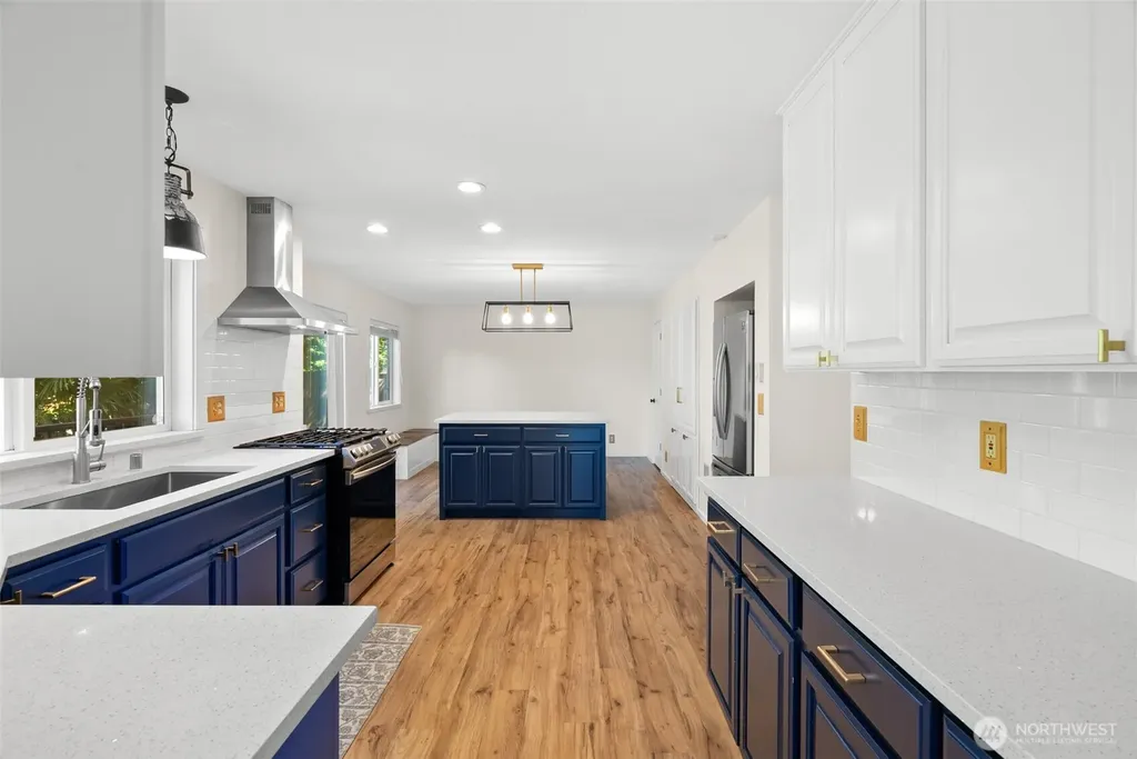 26227 Montera Loop NE Kingston WA 98346