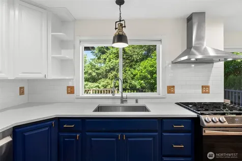 26227 Montera Loop NE Kingston WA 98346