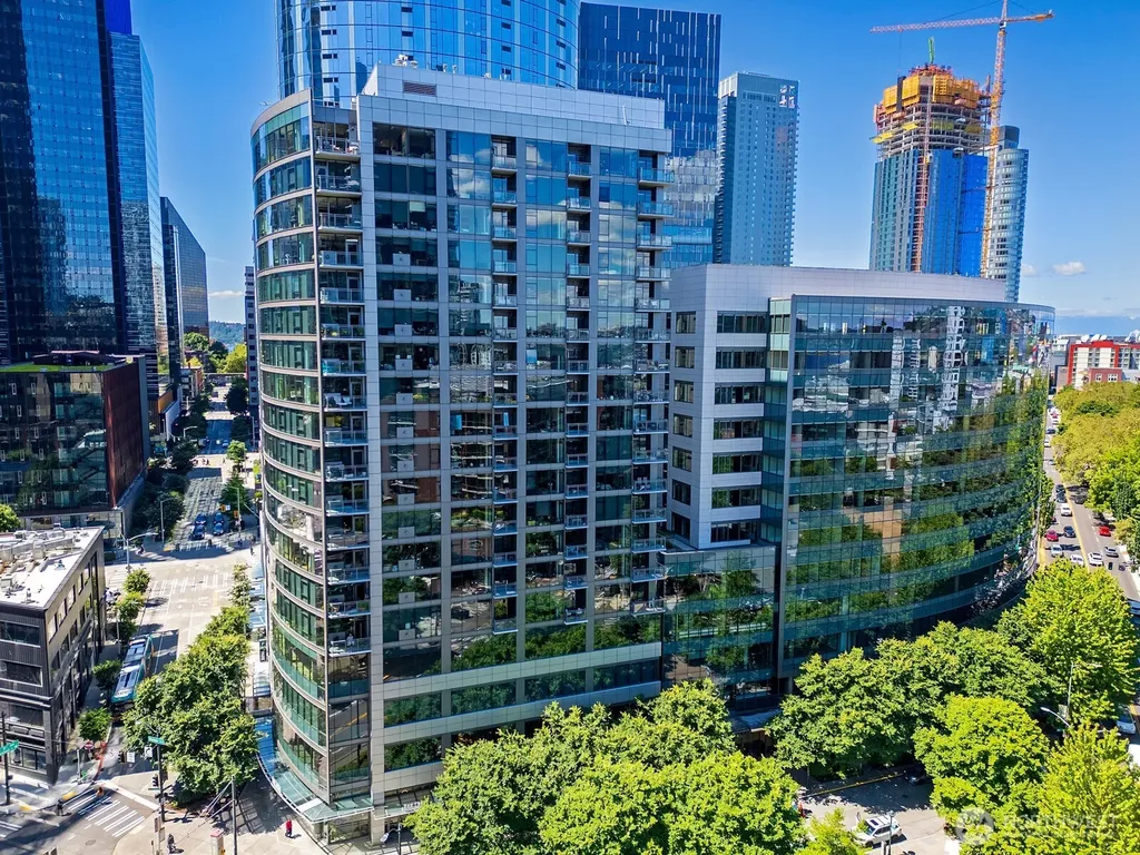 820 Blanchard Street Seattle WA 98121