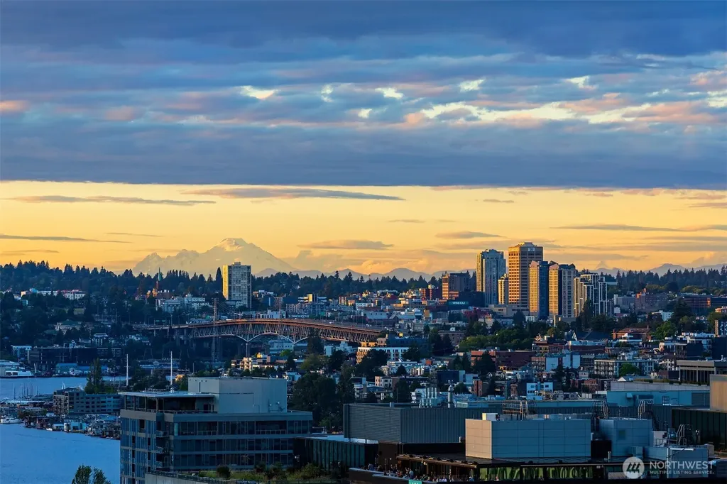 820 Blanchard Street Seattle WA 98121