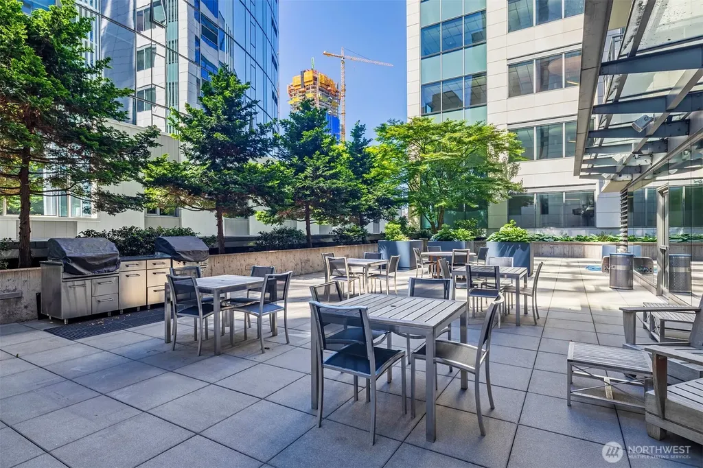 820 Blanchard Street Seattle WA 98121