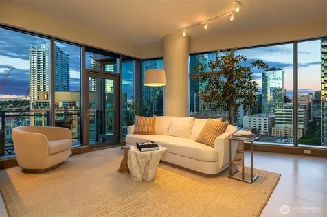 820 Blanchard Street Seattle WA 98121