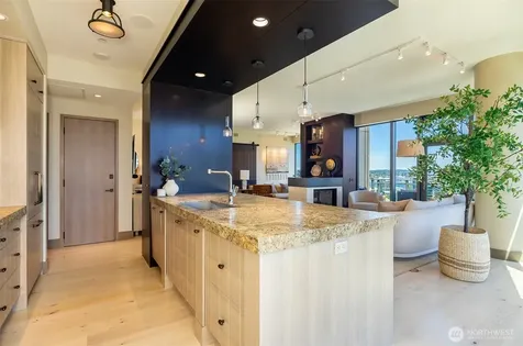 820 Blanchard Street Seattle WA 98121