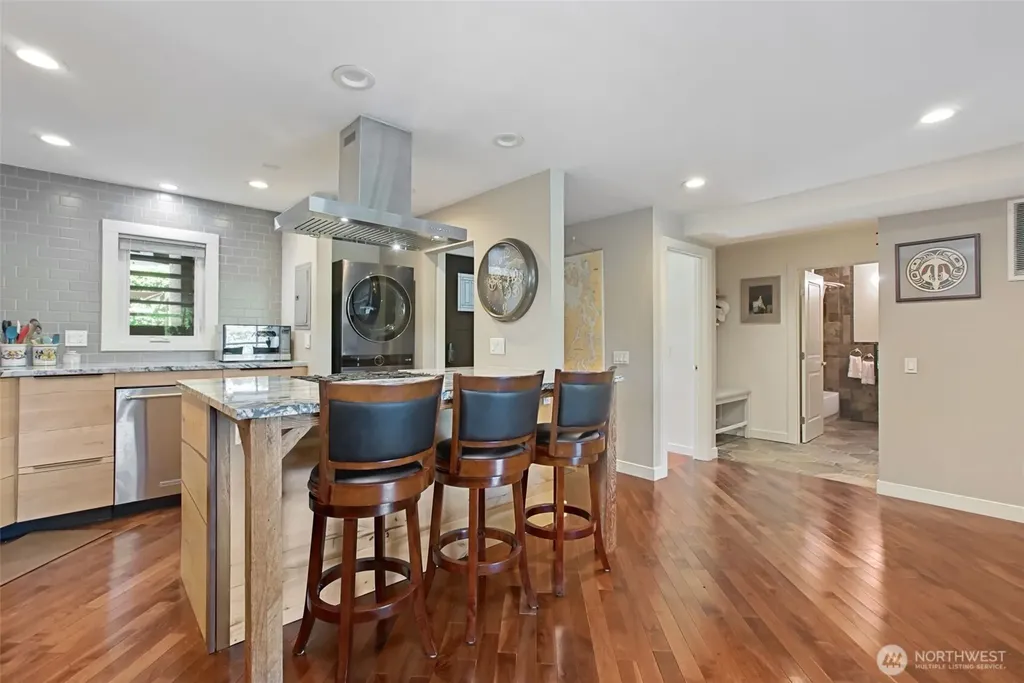 10903 Glen Acres Drive S Seattle WA 98168