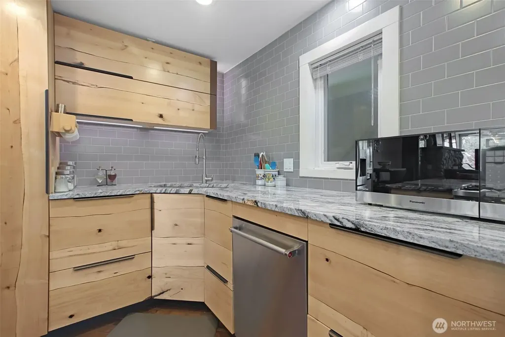 10903 Glen Acres Drive S Seattle WA 98168