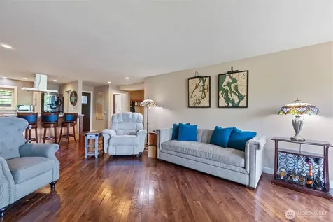 10903 Glen Acres Drive S Seattle WA 98168