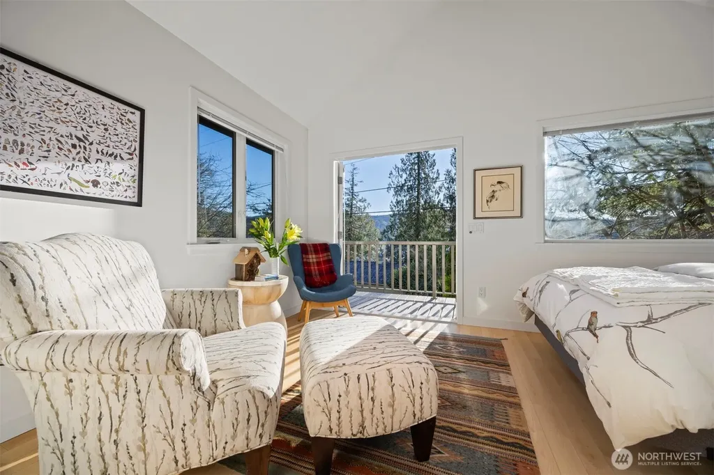 2111 Dellesta Drive Bellingham WA 98226