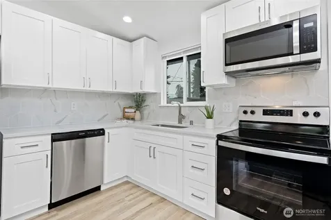 6114 N 49th Street Tacoma WA 98407