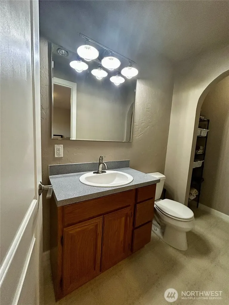 1105 S I Street Port Angeles WA 98363