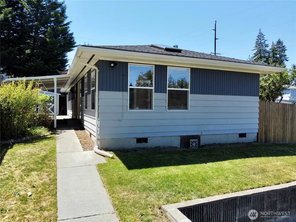 1105 S I Street Port Angeles WA 98363
