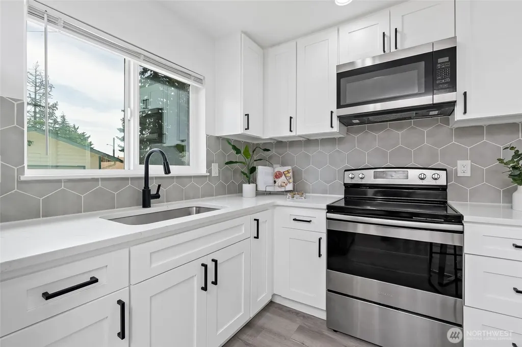 6114 N 49th Street Tacoma WA 98407