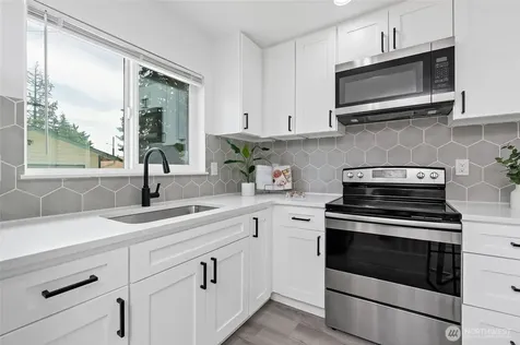 6114 N 49th Street Tacoma WA 98407