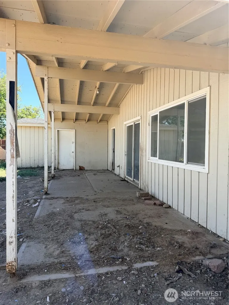 214 Carswell Drive Moses Lake WA 98837