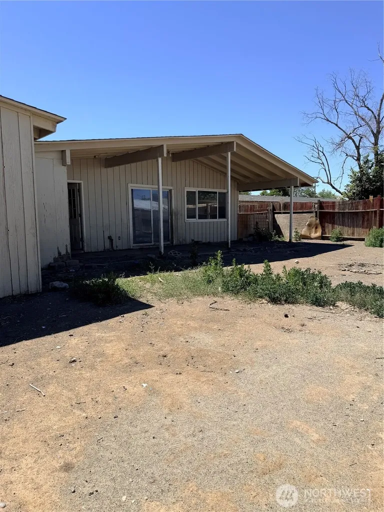 214 Carswell Drive Moses Lake WA 98837