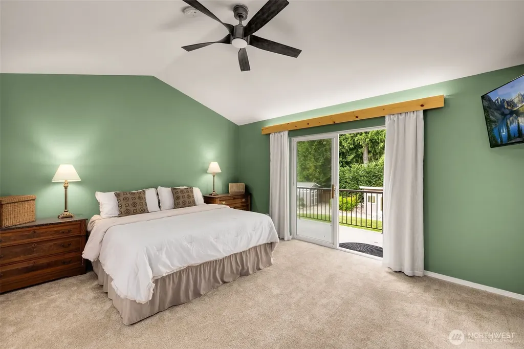 17048 183rd Place NE Woodinville WA 98072