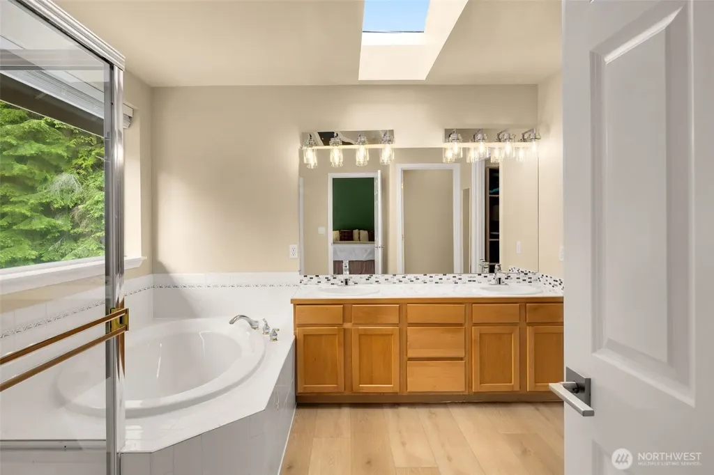 17048 183rd Place NE Woodinville WA 98072