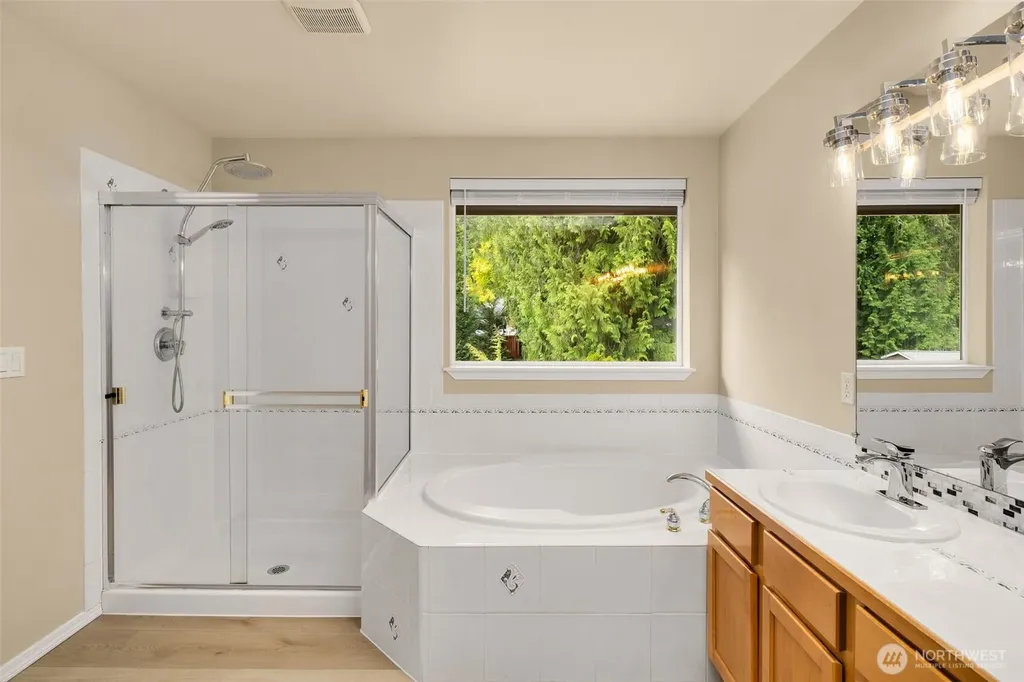 17048 183rd Place NE Woodinville WA 98072
