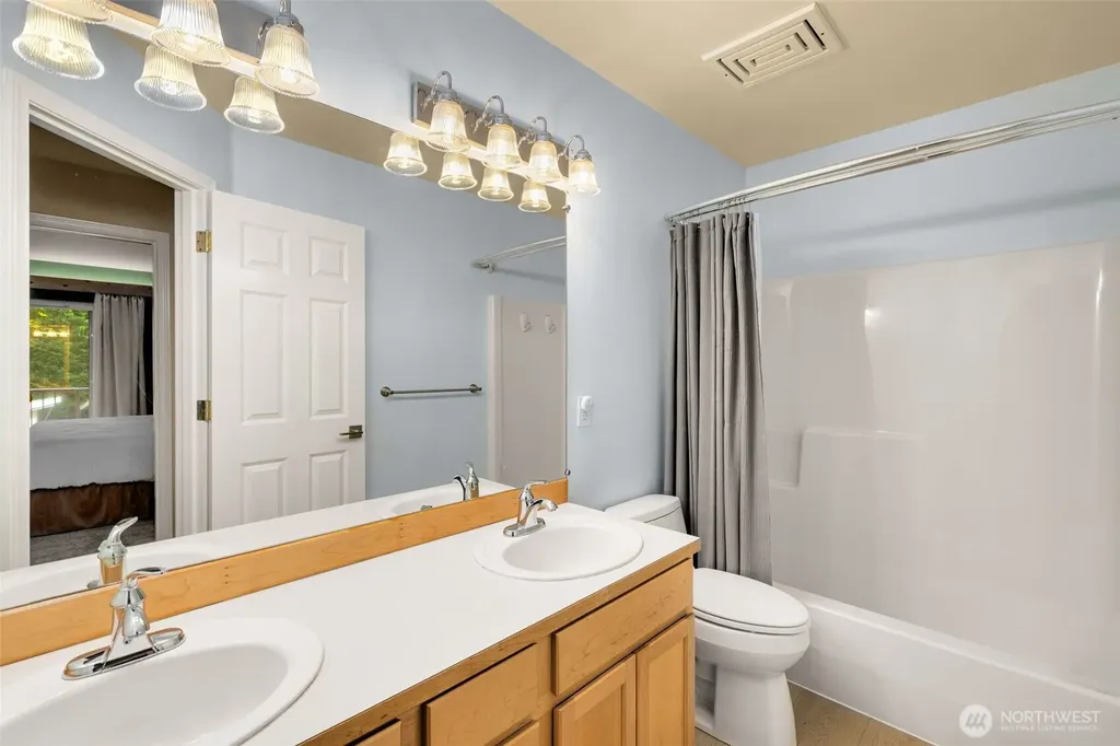 17048 183rd Place NE Woodinville WA 98072