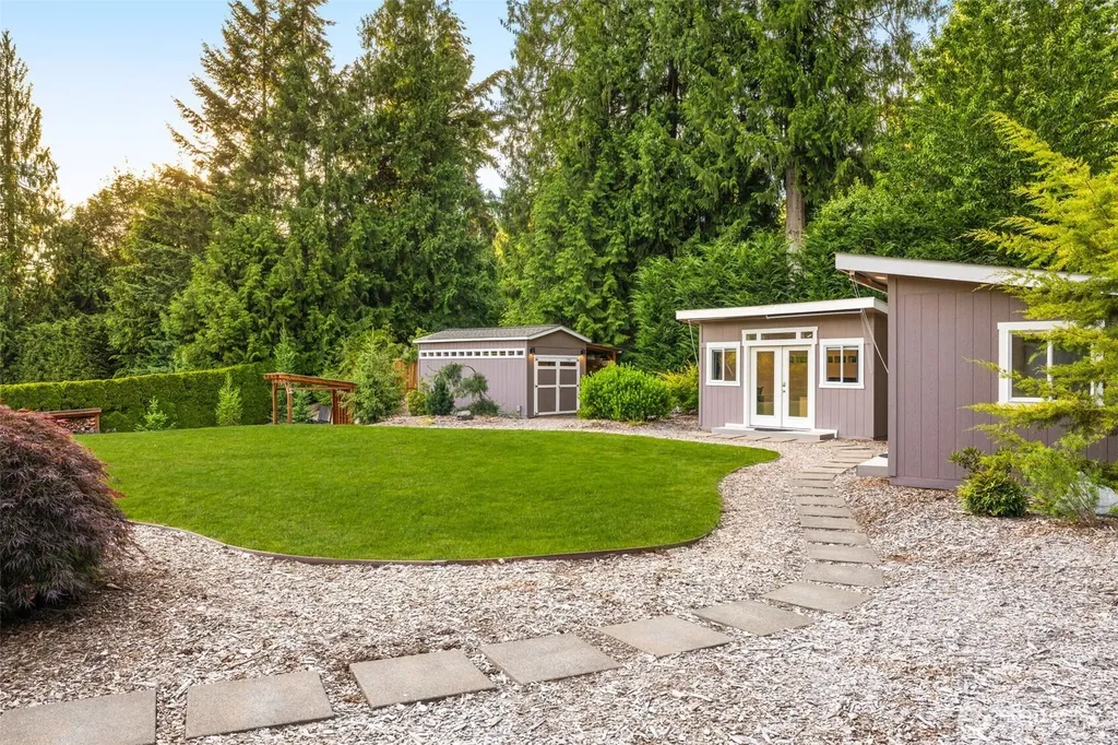 17048 183rd Place NE Woodinville WA 98072