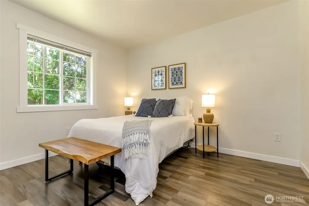 19105 17th St SW Lakebay WA 98349