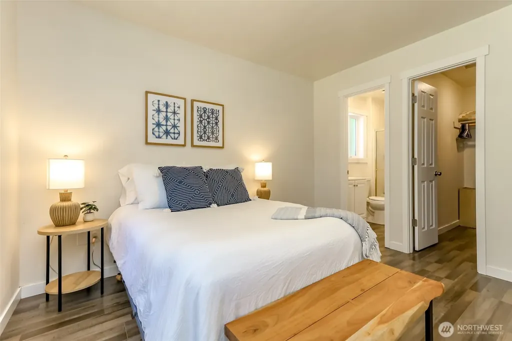 19105 17th St SW Lakebay WA 98349