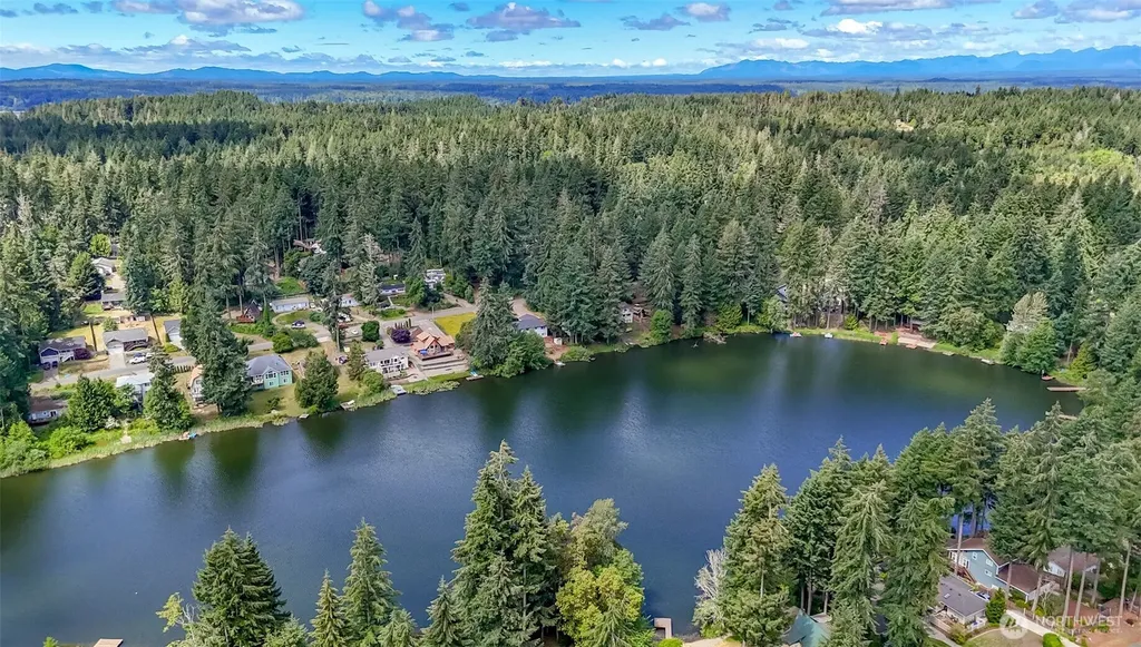 19105 17th St SW Lakebay WA 98349