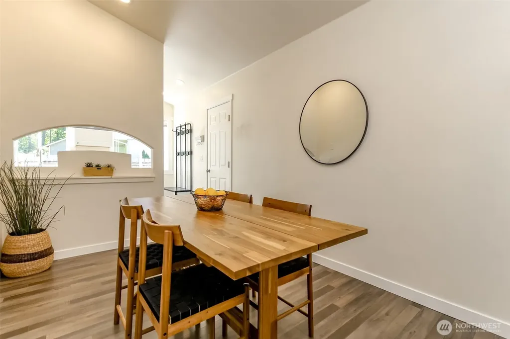 19105 17th St SW Lakebay WA 98349