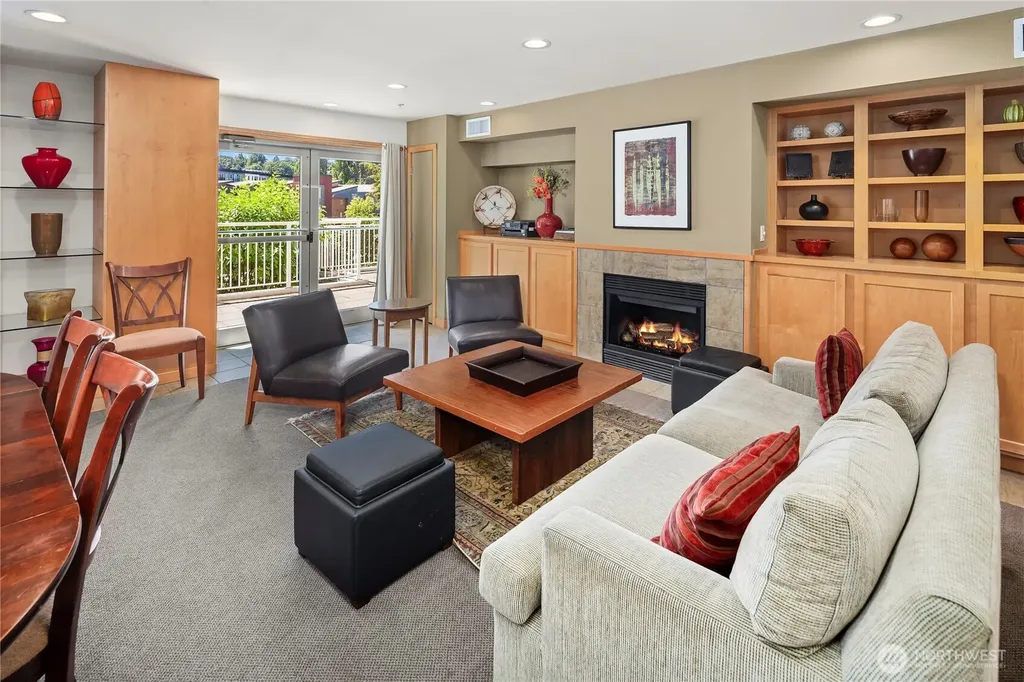 2901 NE Blakeley Street Seattle WA 98105