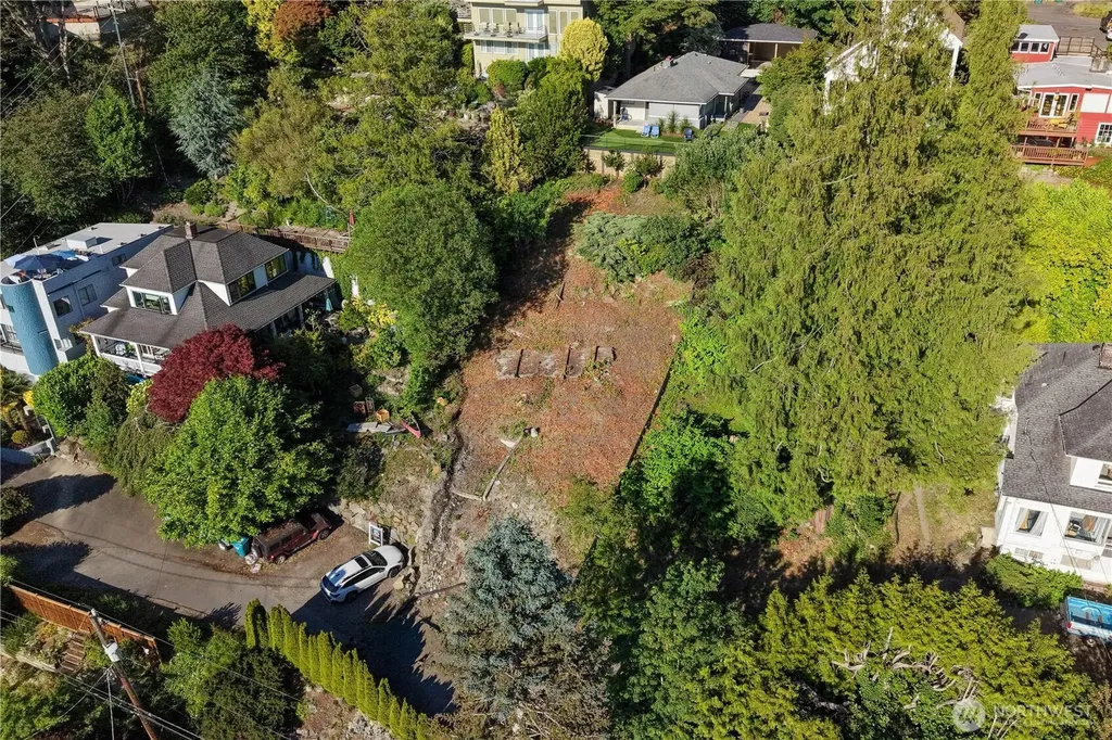 0 58th Place SW Seattle WA 98116