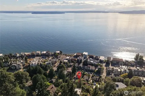 0 58th Place SW Seattle WA 98116