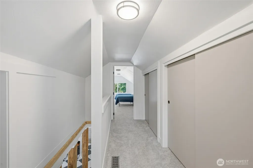 11822 24th Street E Edgewood WA 98372