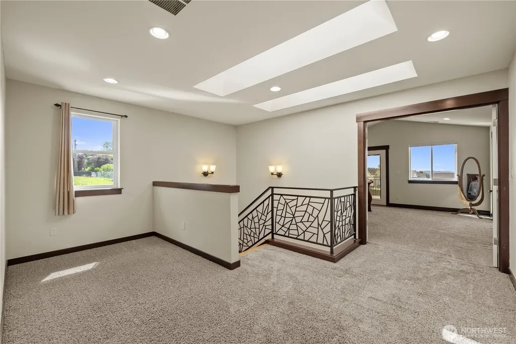 6916 37th Place NE Marysville WA 98270