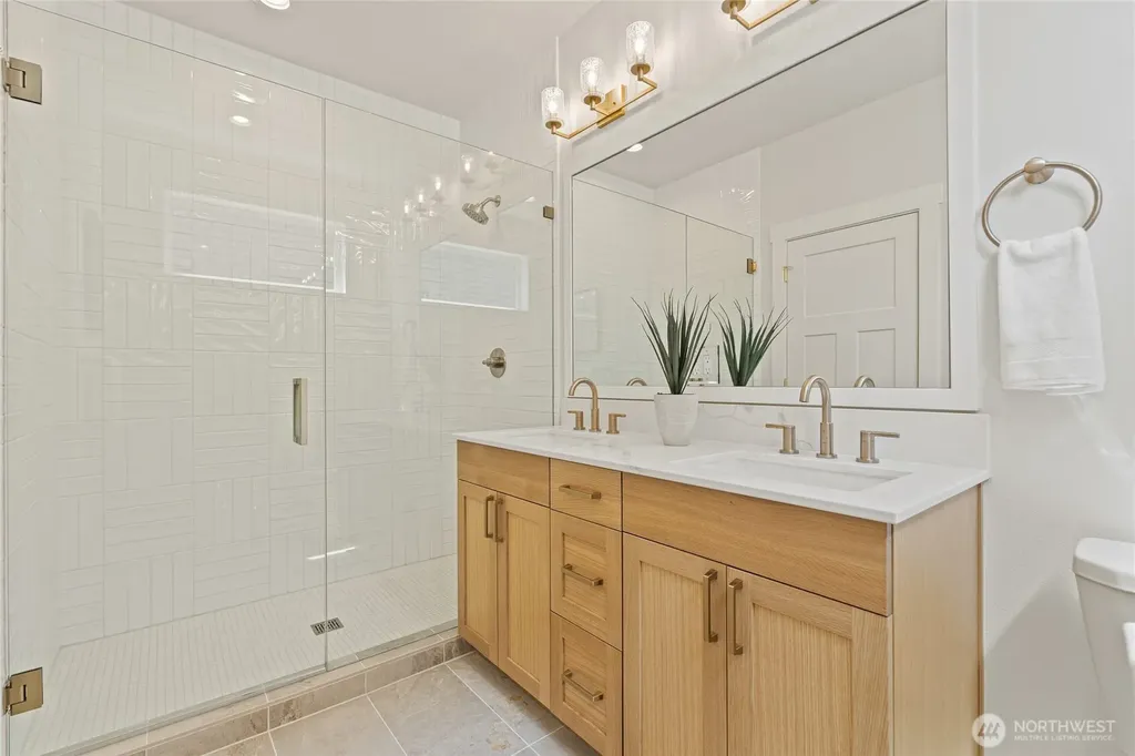 4146 3rd Avenue NW Seattle WA 98107