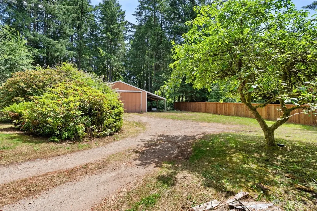 7126 80th Street NW Gig Harbor WA 98335