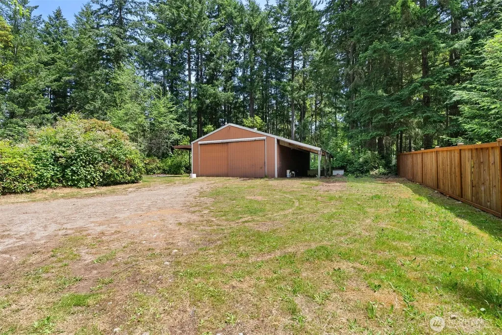 7126 80th Street NW Gig Harbor WA 98335