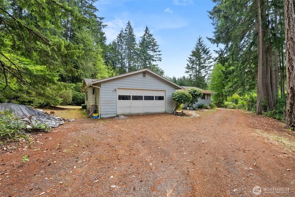7126 80th Street NW Gig Harbor WA 98335