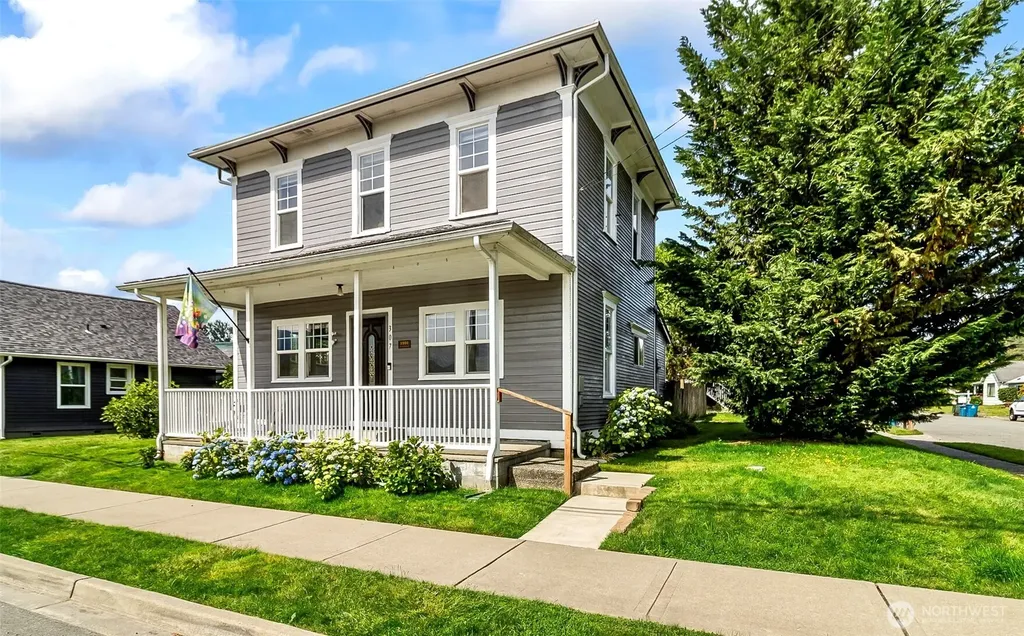 307 3rd Street Sultan WA 98294
