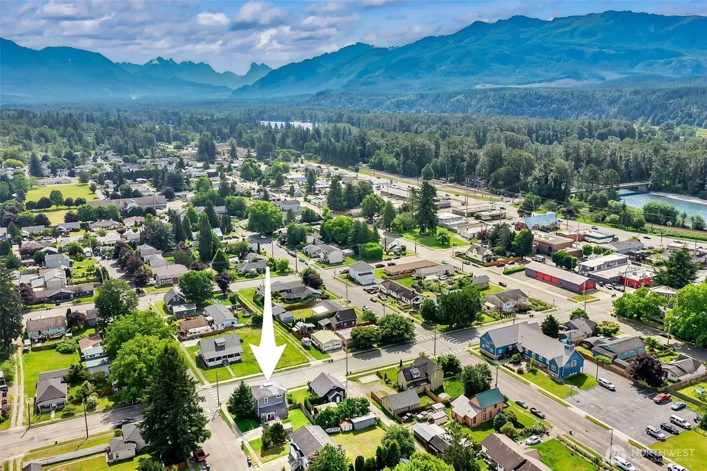 307 3rd Street Sultan WA 98294