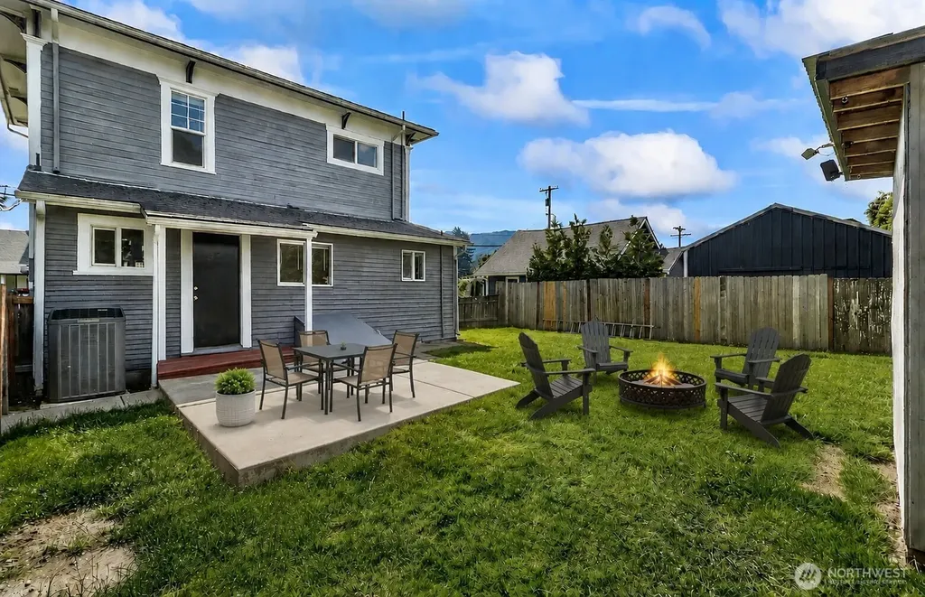 307 3rd Street Sultan WA 98294