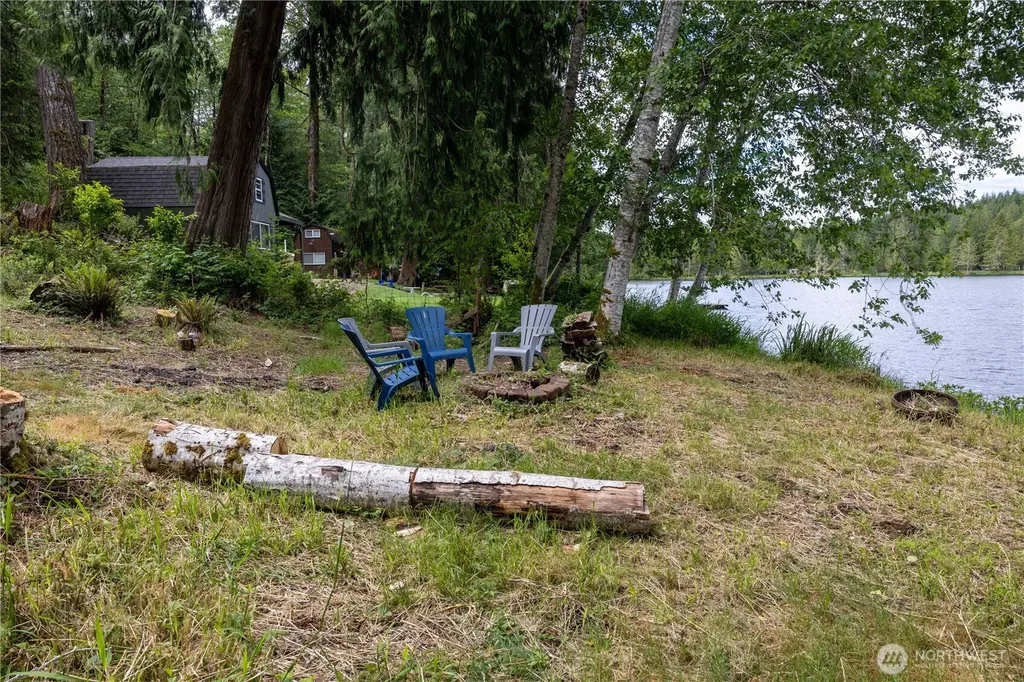 460 W Arrowhead Drive Elma WA 98541