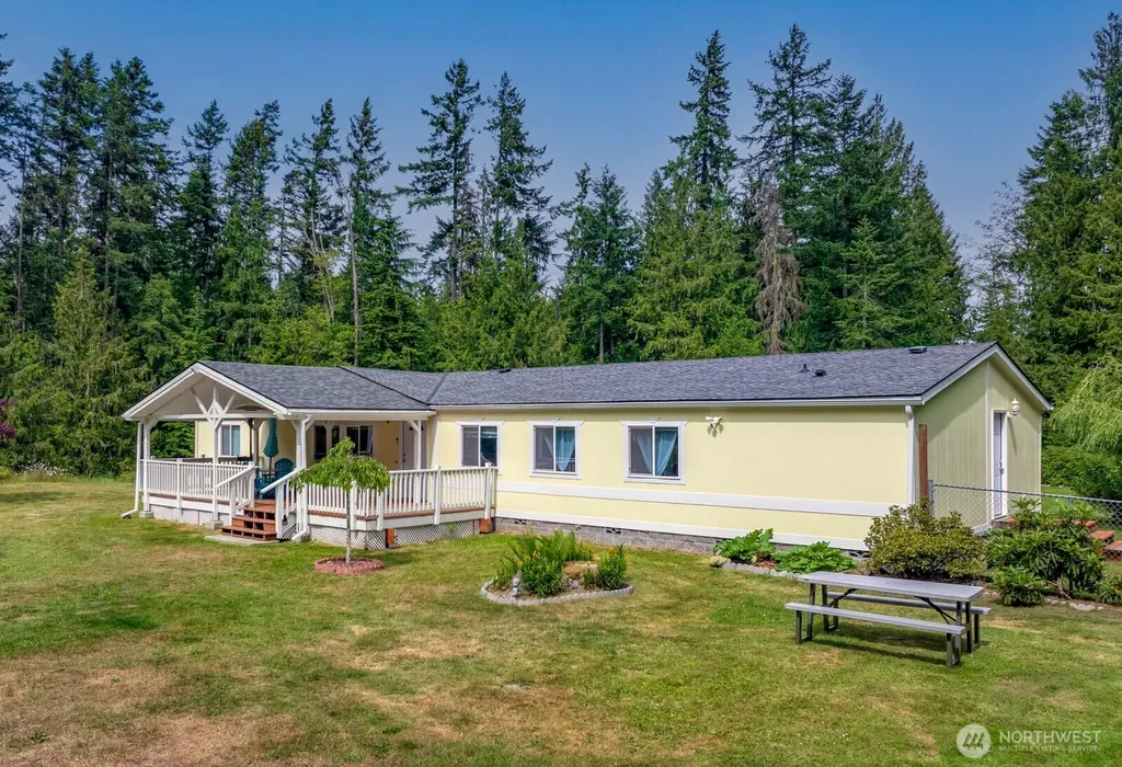 239 Robinson Road Port Angeles WA 98362